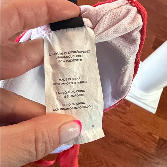 Laundry By Shelli Segal Red Pink Ruffle Detail One Piece Bathing Suit Sz XL! - Picture 8 of 10